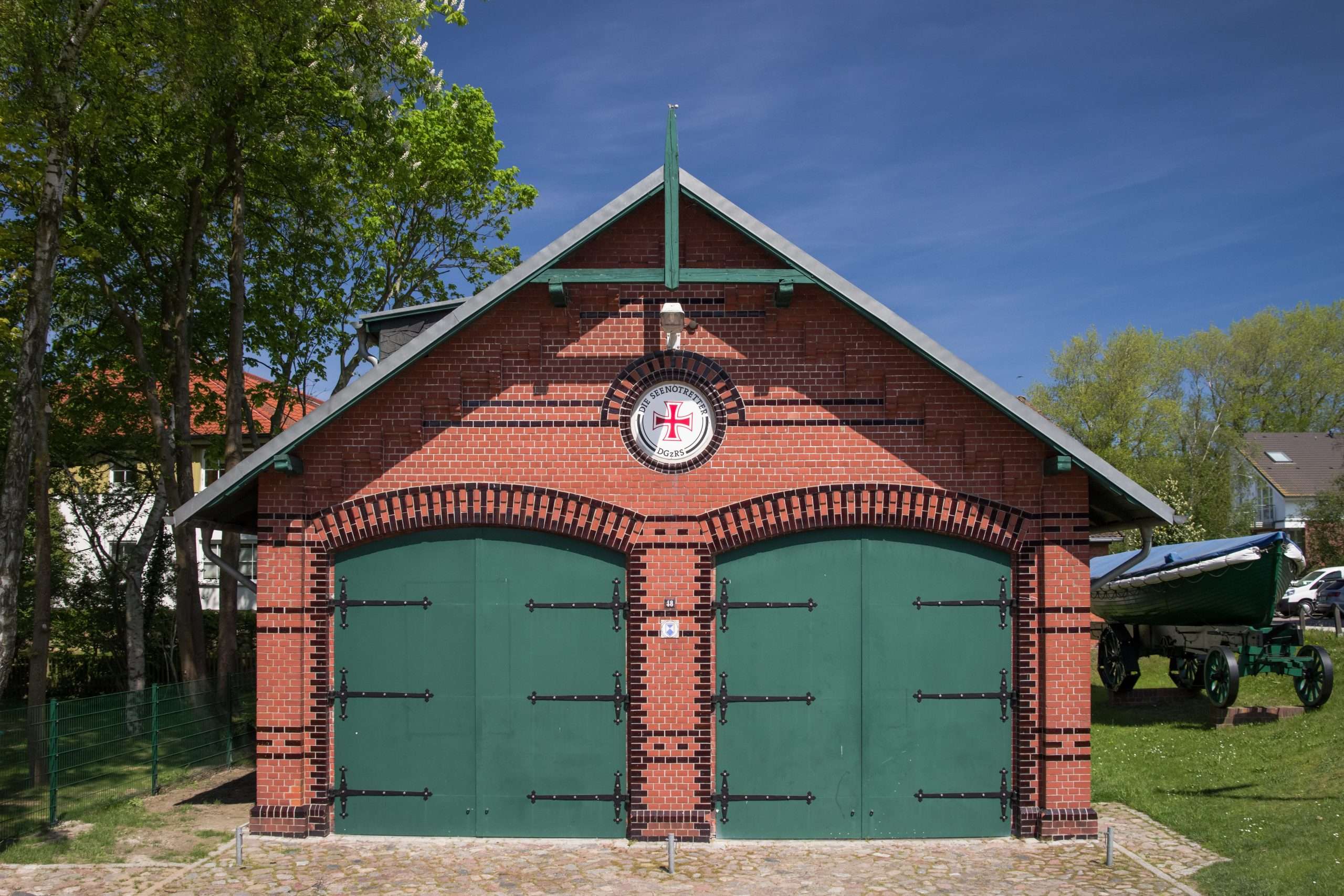 Mehr über den Artikel erfahren Historische Rettungsstation Wustrow