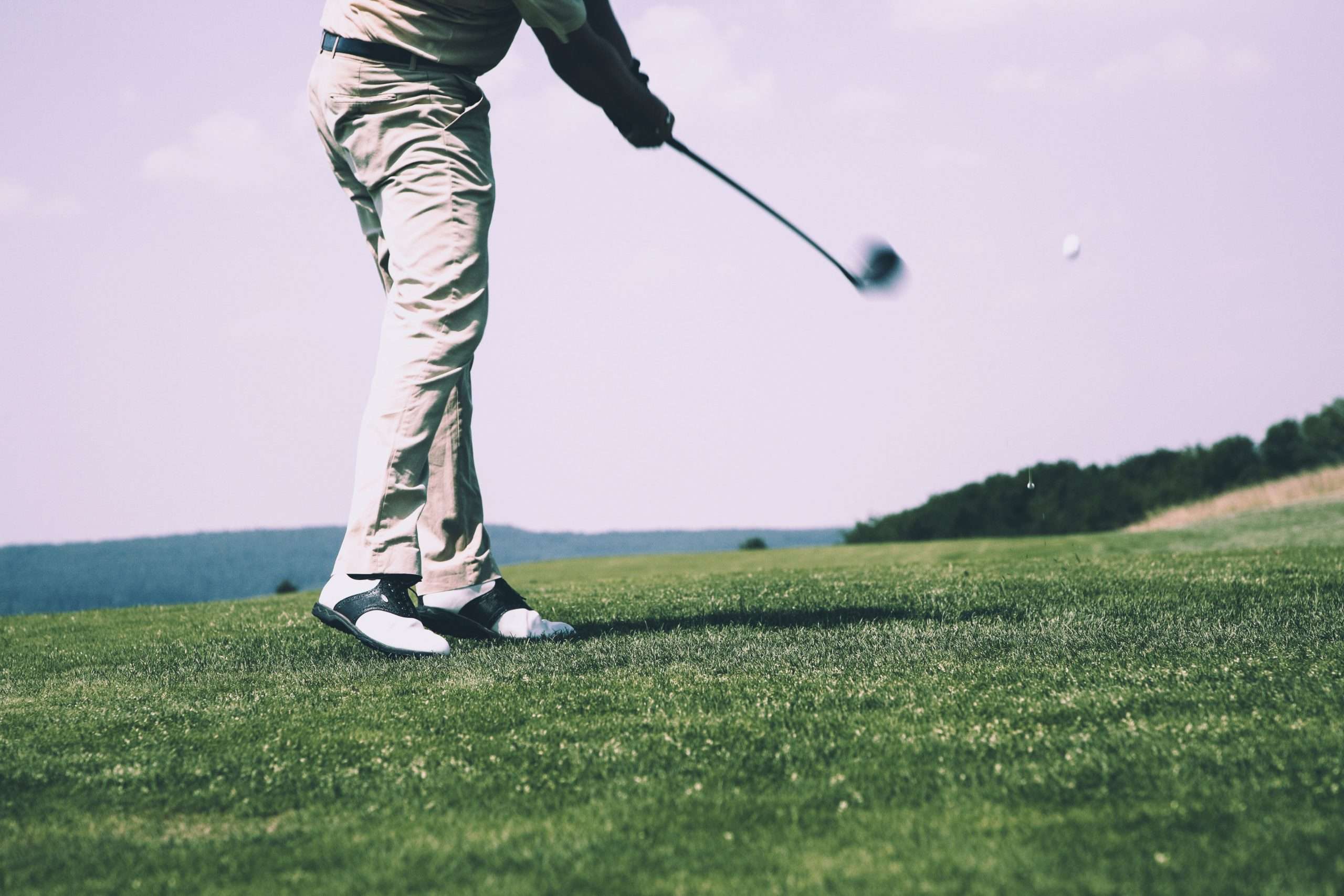 Mehr über den Artikel erfahren Eine Partie Golf in wunderbarer Natur